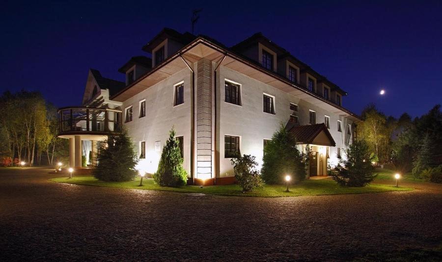Glass Residence Otwock Bagian luar foto