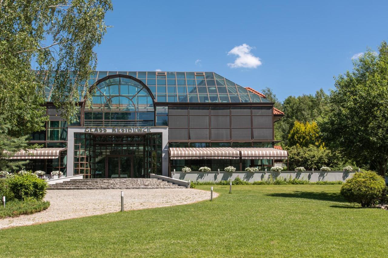 Glass Residence Otwock Bagian luar foto
